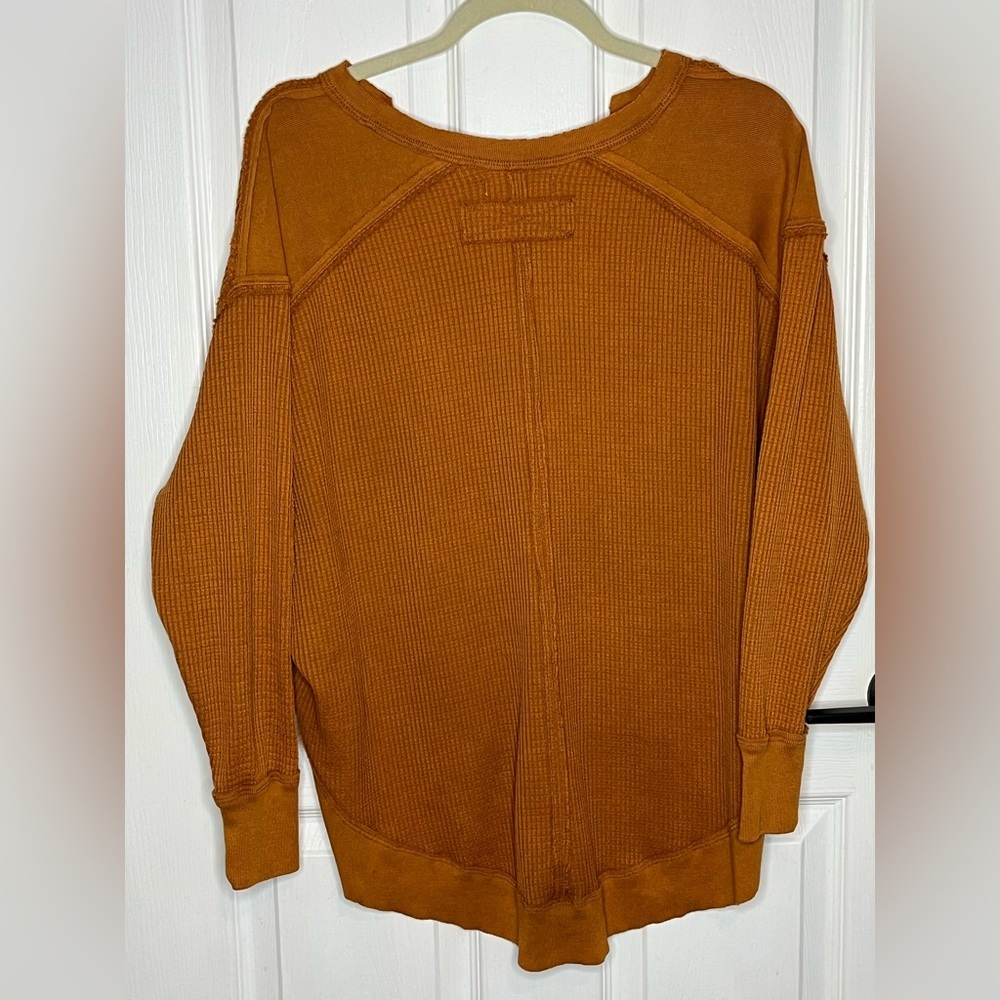 We The Free People Top Size XS Owen Thermal Long Sleeve Rust Oversized - Picture 3 of 6